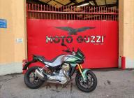 On a roulé avec la nouvelle MOTO GUZZI  V100 !!!